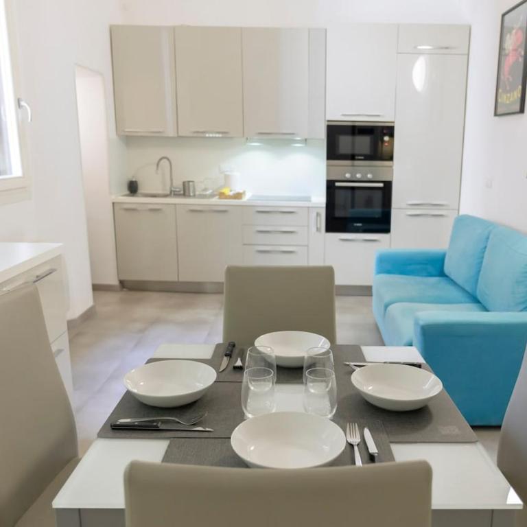 Cozy Modern Loft with Parking - BeMyHost - Appartamento con 2 Camere da Letto - 32