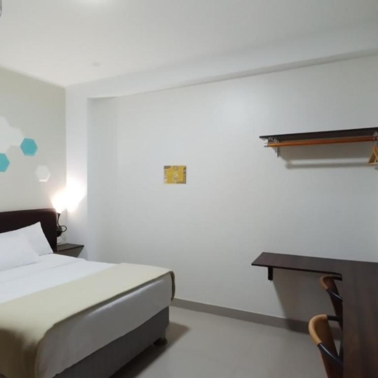 Hospedaje Diamantes - Habitación Doble con baño privado - 6