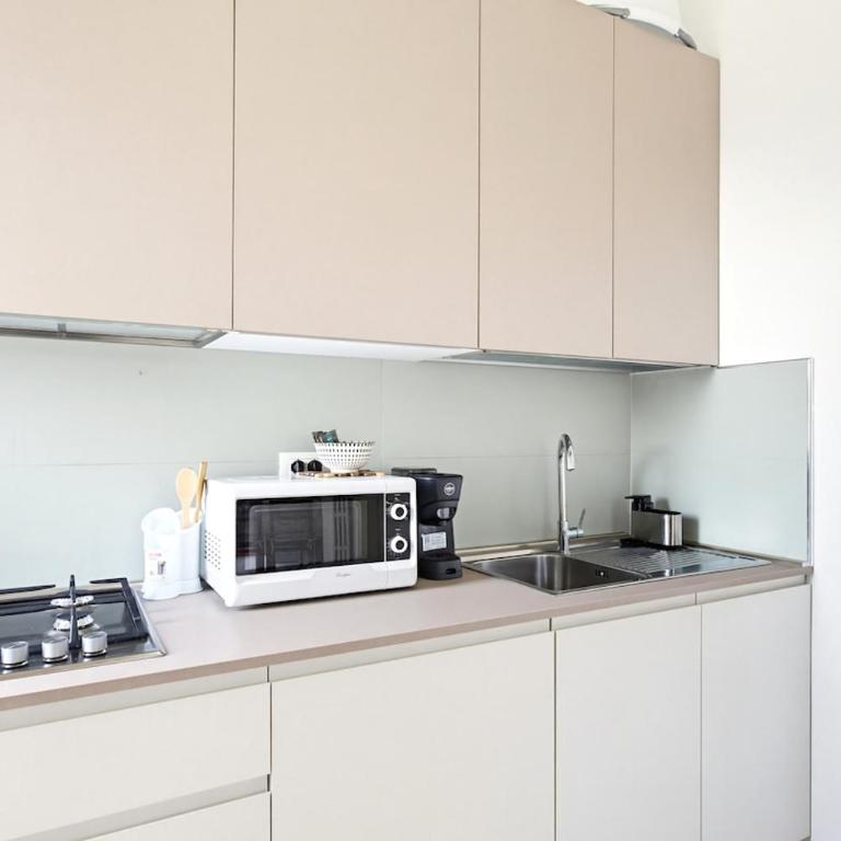 HOST4U - Casa Paperotto in Peschiera del Garda Lake - Appartement 2 Chambres - Vue sur Jardin - 9