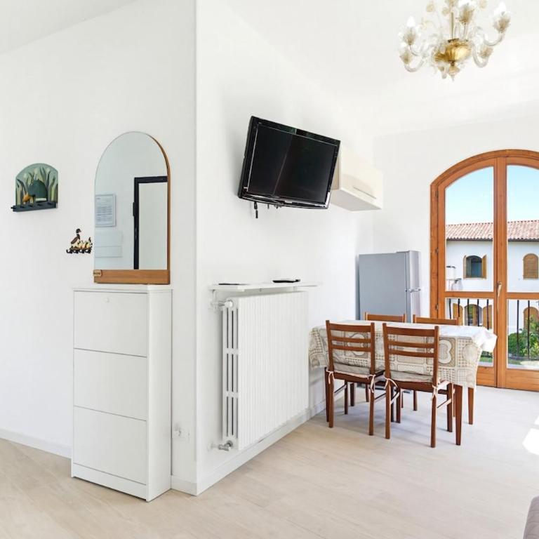 HOST4U - Casa Paperotto in Peschiera del Garda Lake - Appartement 2 Chambres - Vue sur Jardin - 25