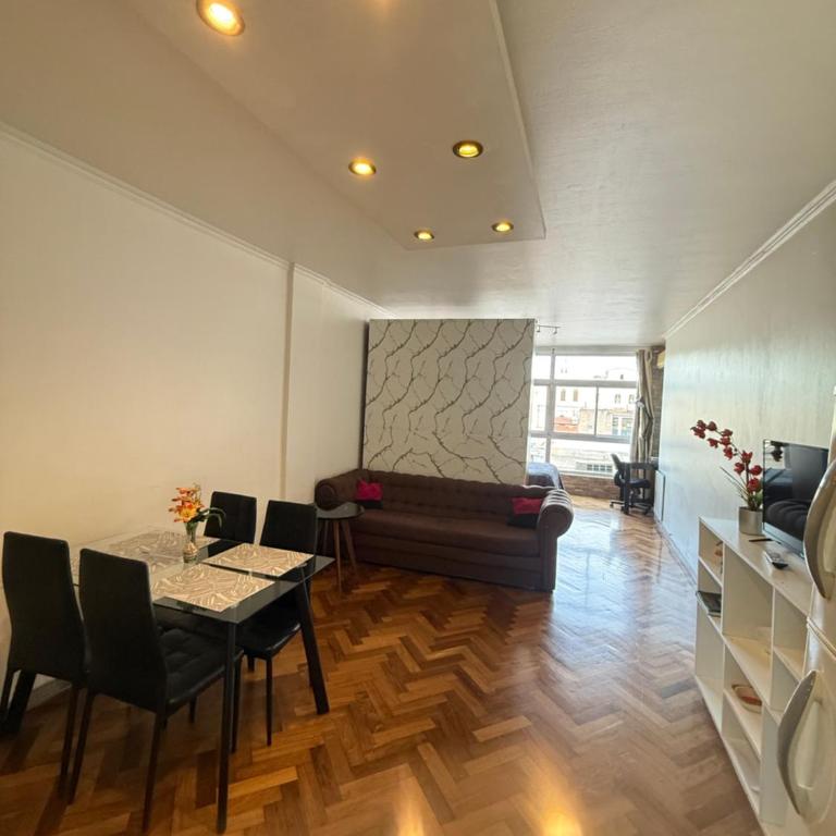 Departamento en el Casco Histórico de la ciudad de Buenos Aires - Apartment - 22
