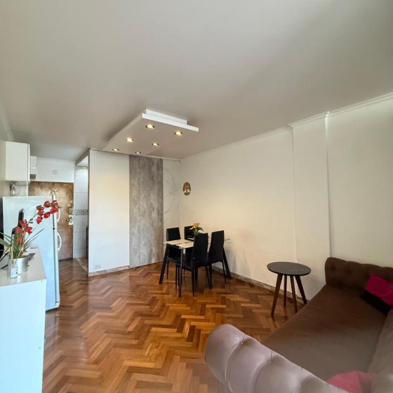 Departamento en el Casco Histórico de la ciudad de Buenos Aires - Apartment - 4