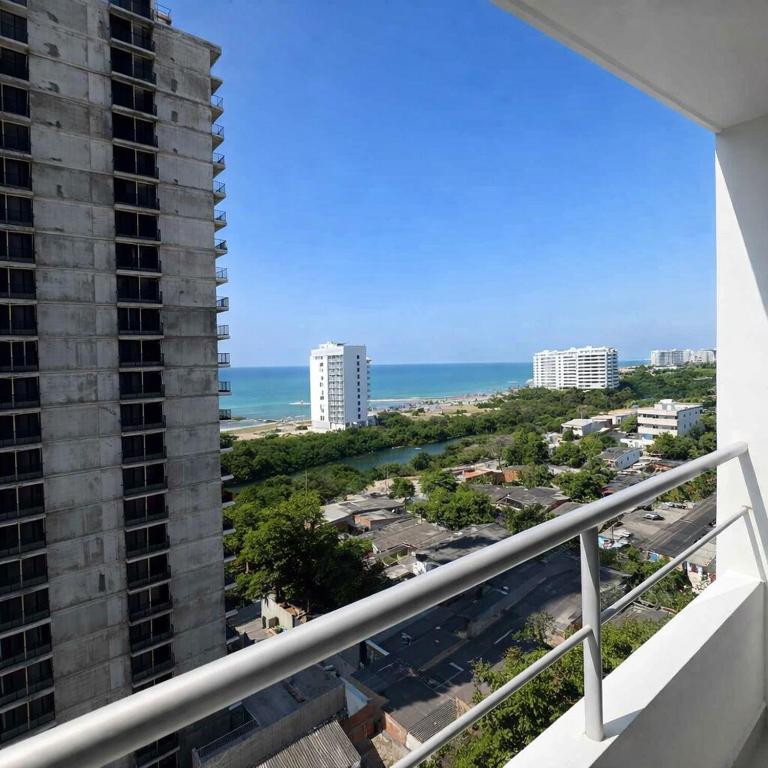 Caribbean Mist by Hilal, Seaview, Chill & Pool - Three-Bedroom Apartment with Balcony - 6