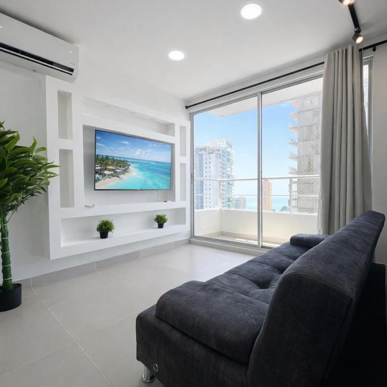 Caribbean Mist by Hilal, Seaview, Chill & Pool - Three-Bedroom Apartment with Balcony - 15