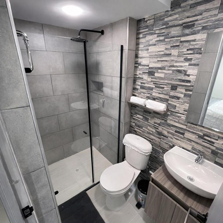Caribbean Mist by Hilal, Seaview, Chill & Pool - Three-Bedroom Apartment with Balcony - 20