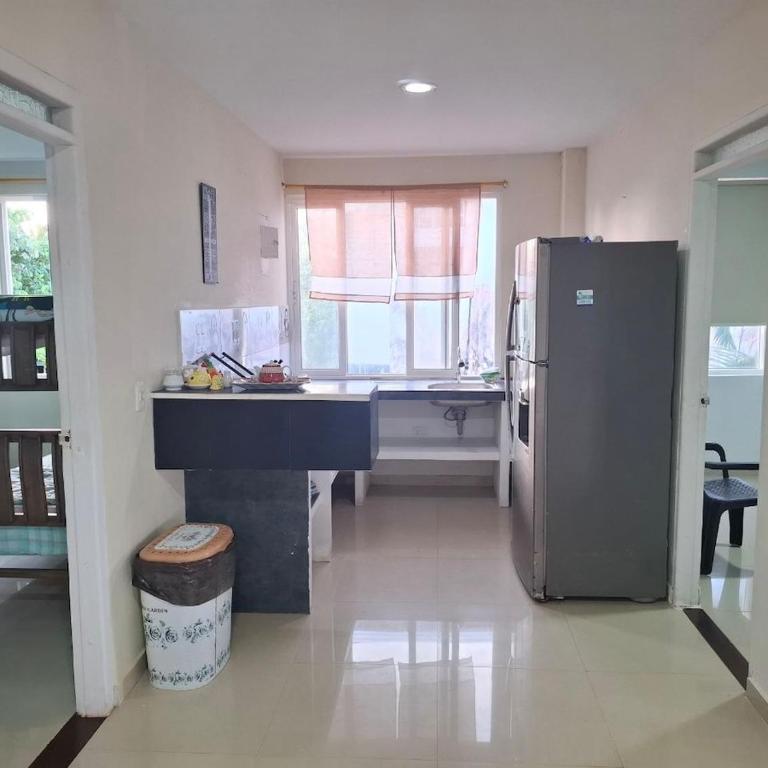 Apartamento Familiar con Aire y WiFi a 9 Minutos walking Playa Spratt Bight - Apartamento de 3 dormitorios - 11