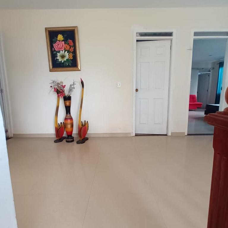 Apartamento Familiar con Aire y WiFi a 9 Minutos walking Playa Spratt Bight - Apartamento de 3 dormitorios - 31