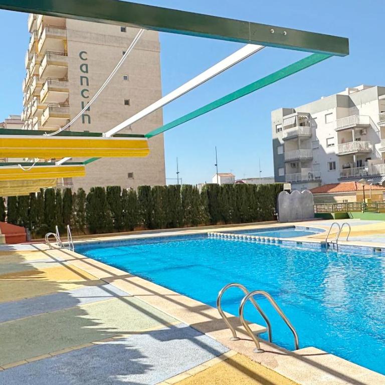 CANCUN 8 44G Alquiler solo a familias - Apartamento de 3 dormitorios - 4