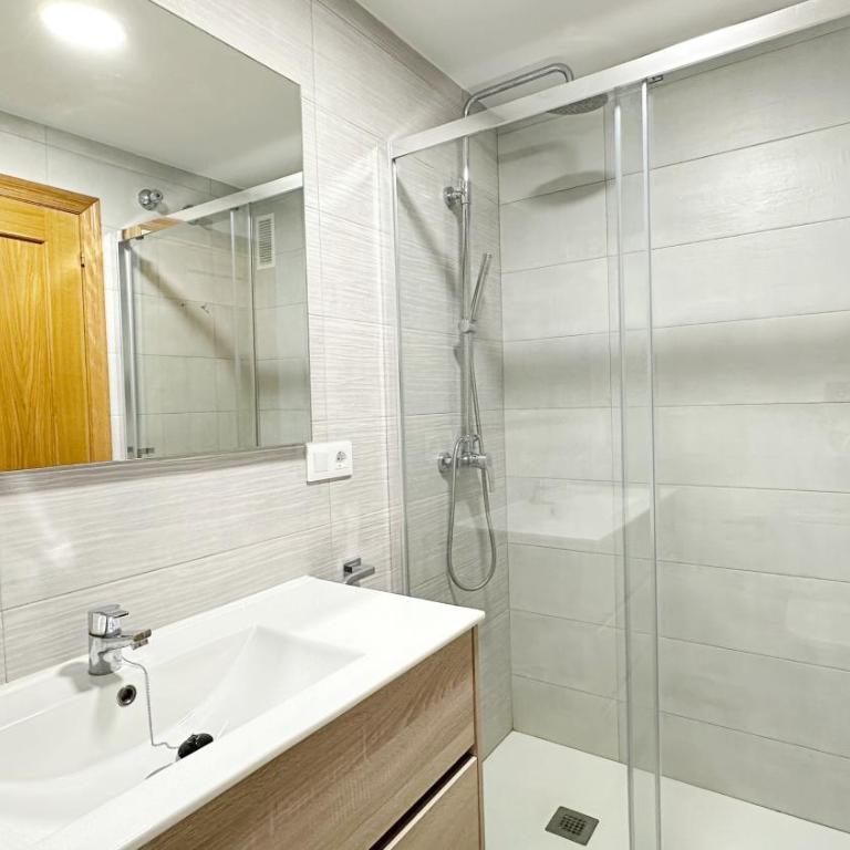 CANCUN 8 44G Alquiler solo a familias - Apartamento de 3 dormitorios - 33