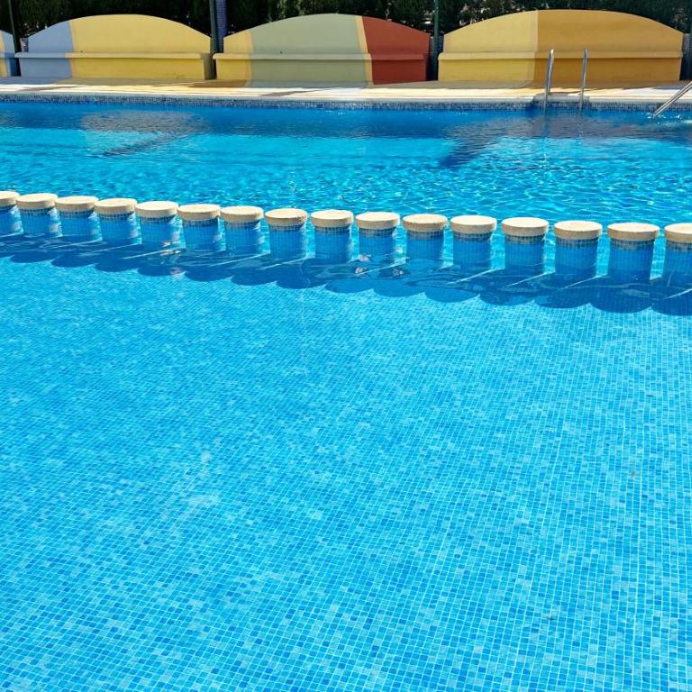 CANCUN 8 44G Alquiler solo a familias - Apartamento de 3 dormitorios - 48