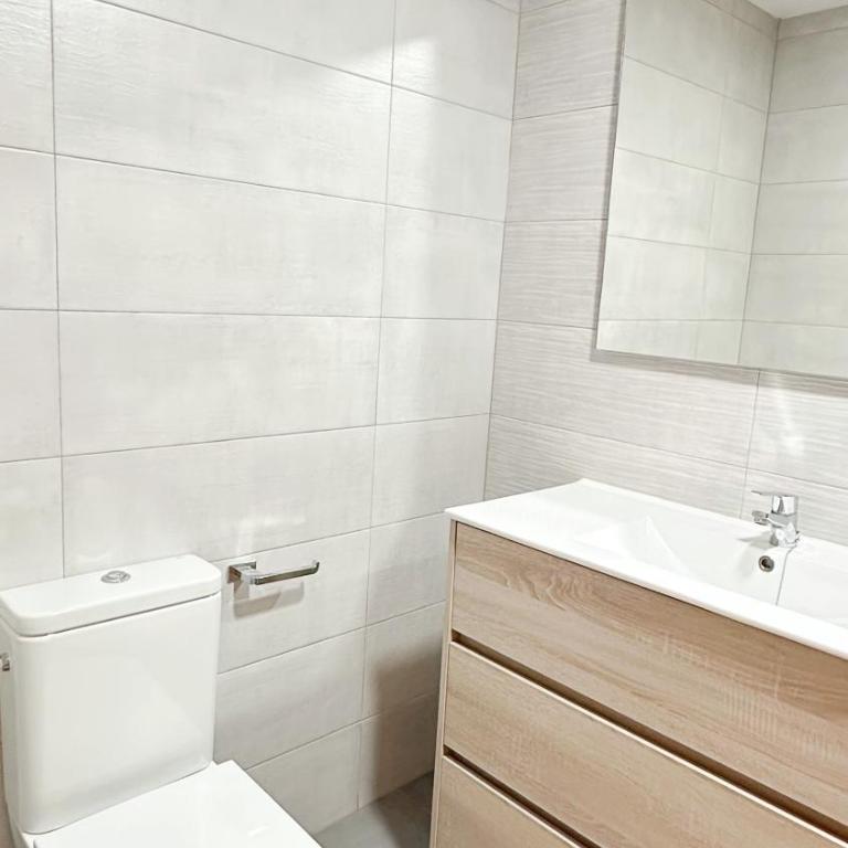 CANCUN 8 44G Alquiler solo a familias - Apartamento de 3 dormitorios - 62