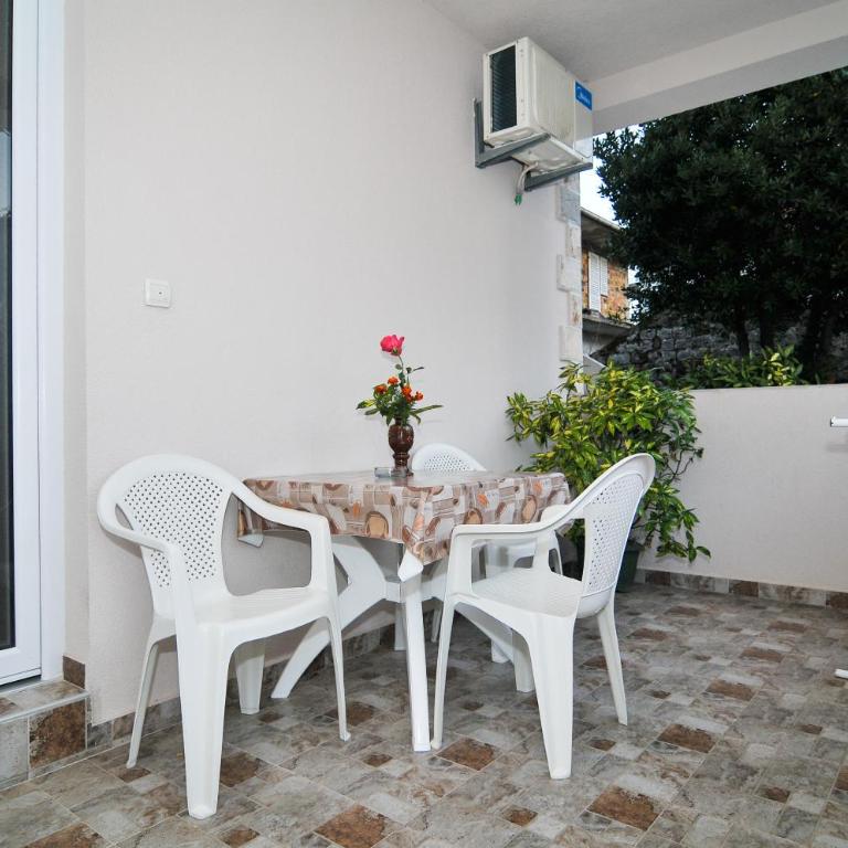 Apartments Samardžić - Studio with Terrace ( 4 adults) - 23