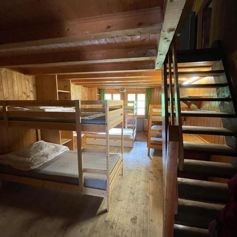 Auberge du Lac Bleu - La Gouille - Bett im gemischten 6-Bett-Schlafsaal - 2