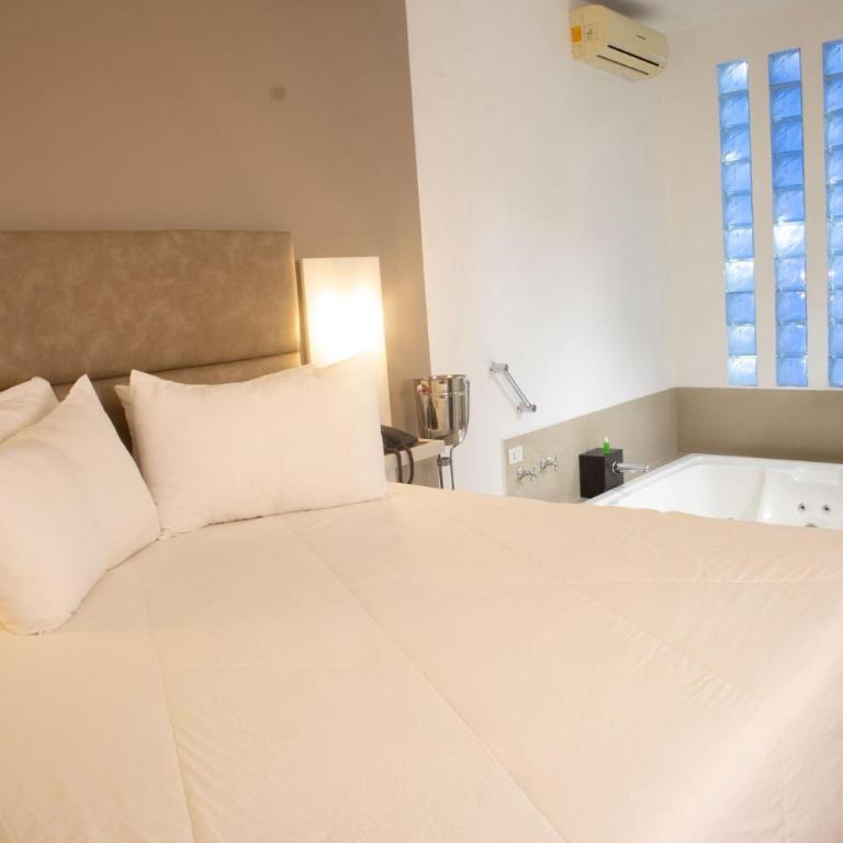 Los Lirios Hotel Merida - Deluxe Suite - 2