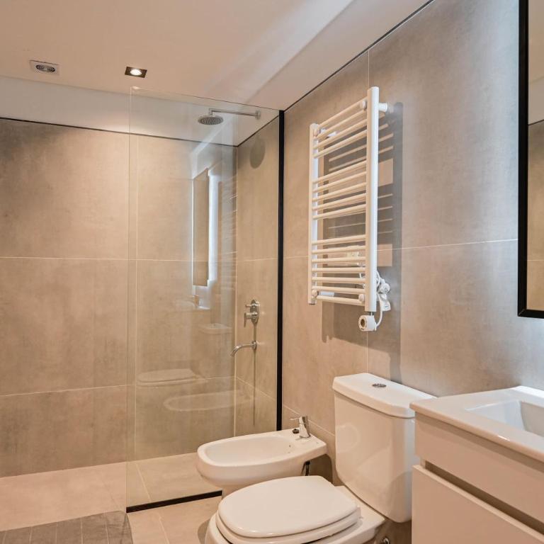 MOT Rentals Black Ravignani - 3 Lux Aparts 12 pax in Palermo Hollywood - Apartamento - 14