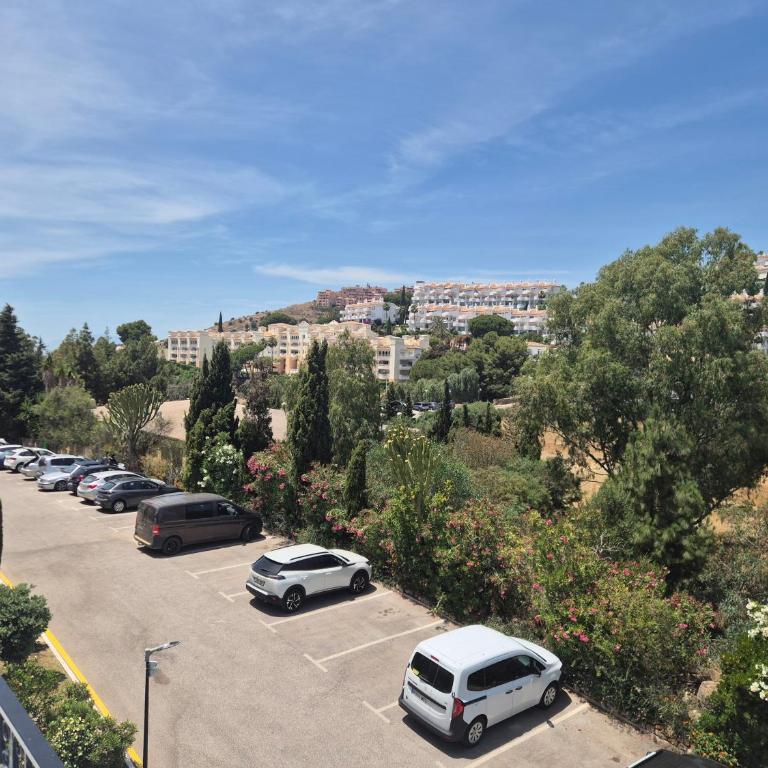 Duplex Penthouse 2 Living Rooms 3 Double Bedroom 4 Beds 4 Terraces Outstanding Sea & Mountain views - Apartment mit 3 Schlafzimmern - 84