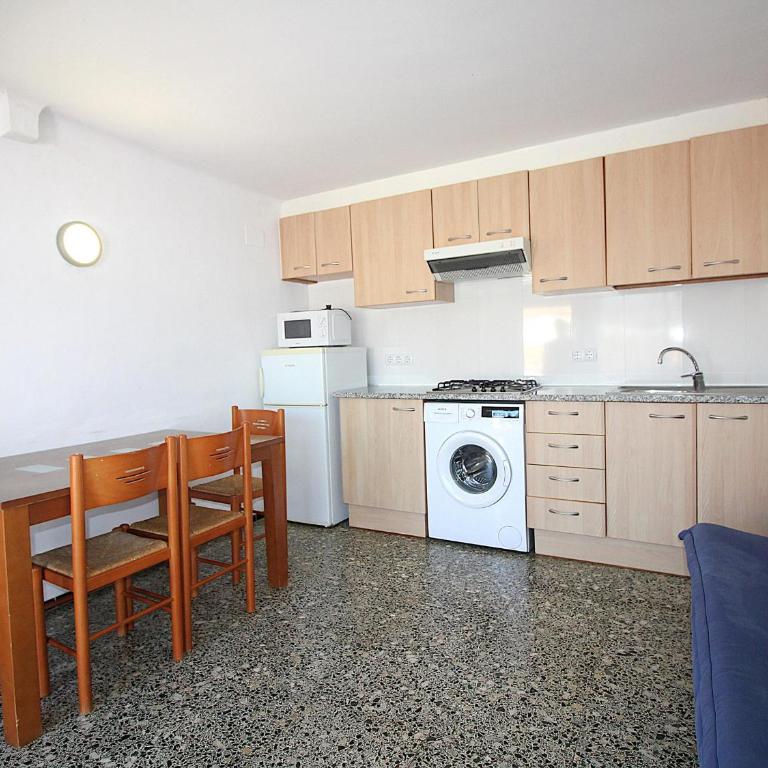 Ático céntrico renovado con gran terraza a solo 100m de la playa del Puerto - ES-228-34 - Apartment - 9
