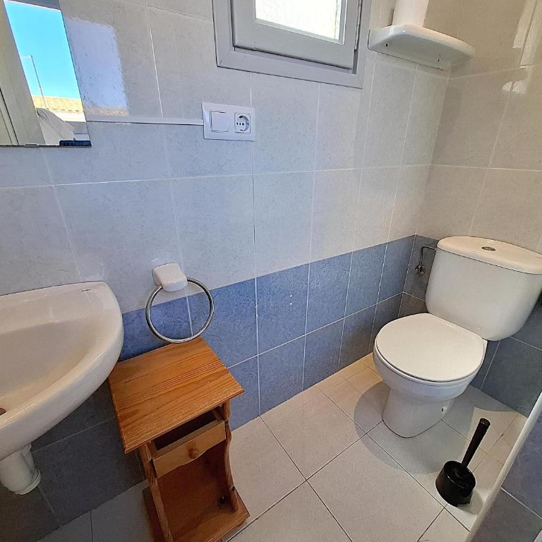 Ático céntrico renovado con gran terraza a solo 100m de la playa del Puerto - ES-228-34 - Apartment - 12