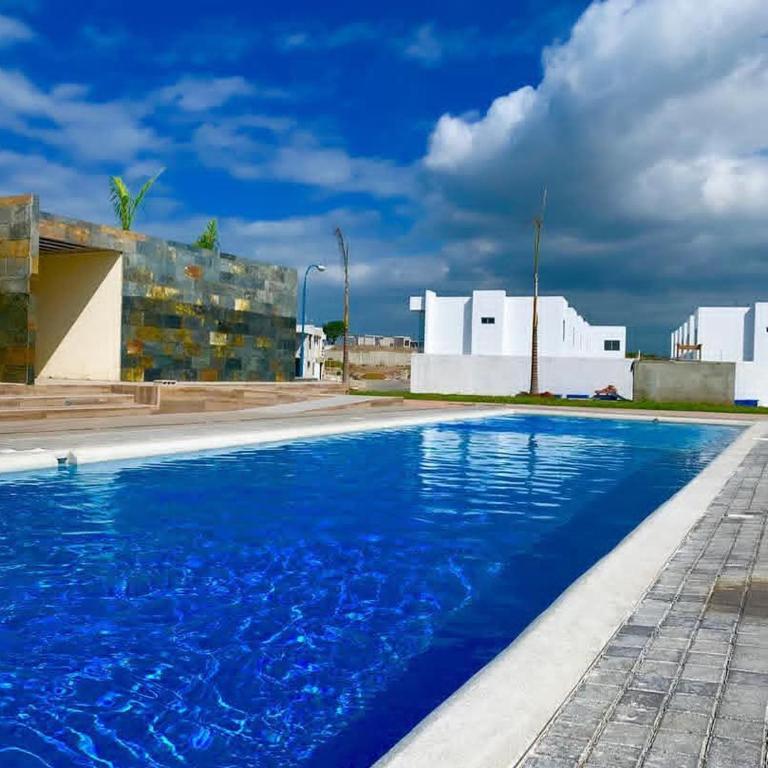 Casa moderna en Urb privada Seguridad 24h manta jaramijo - Three-Bedroom Vacation Home - 1