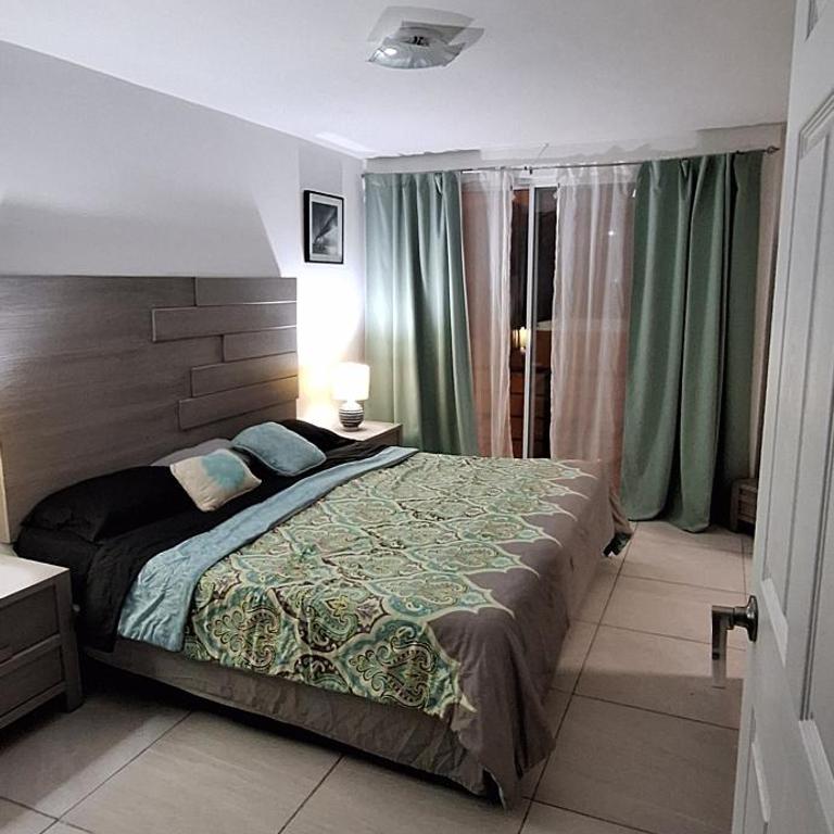 Casa acogedora y equipada con amenidades en privada - Three-Bedroom Home - 22