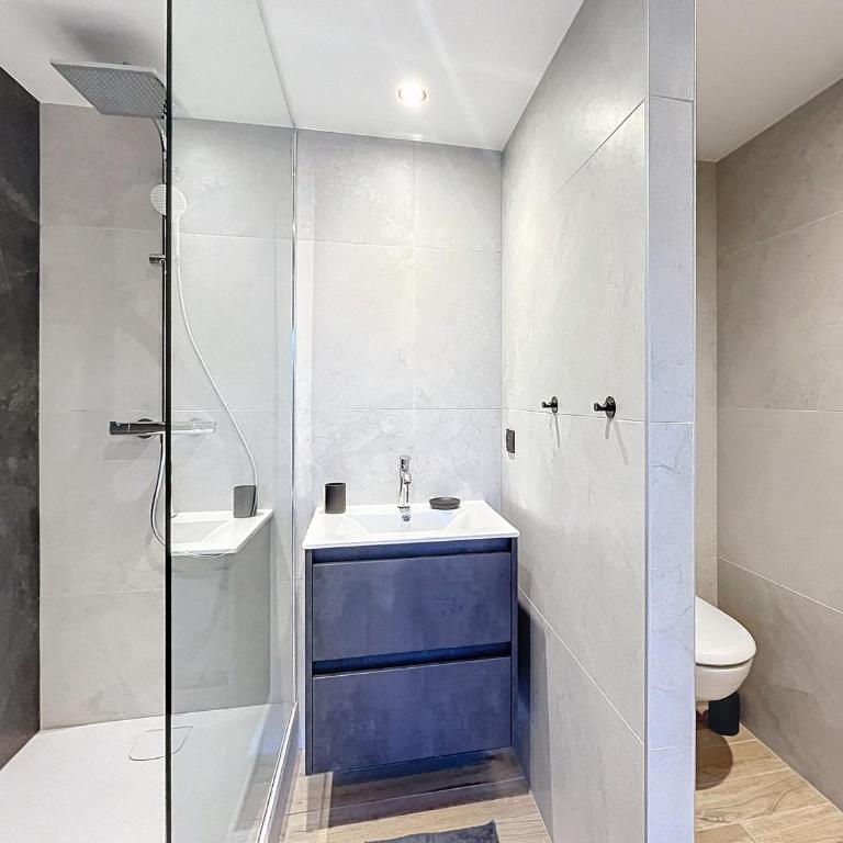 Superbe appartement centre station - 8 pers. - Two-Bedroom Apartment - 9
