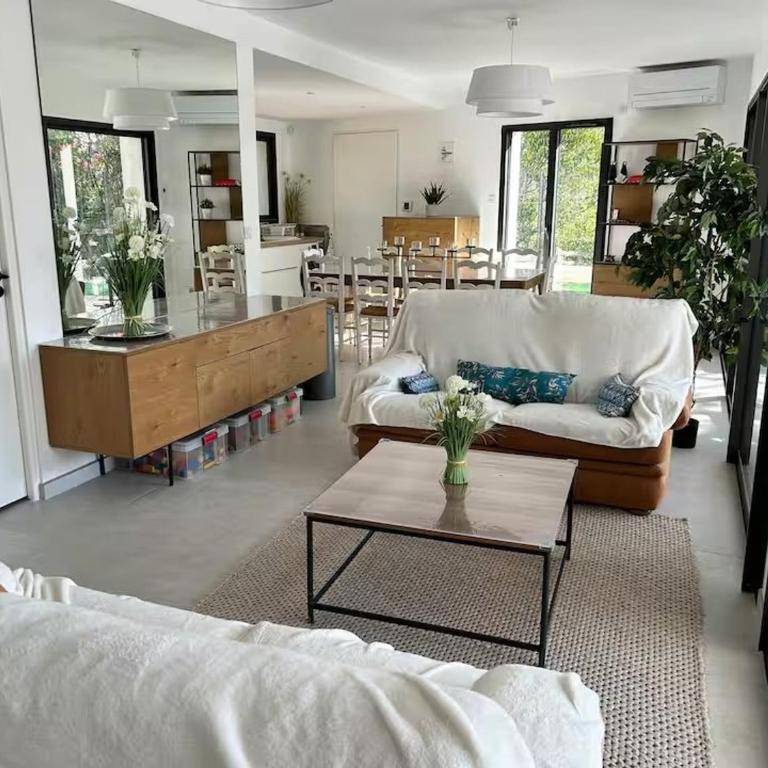 Villa moderne avec piscine - 6 pers. - FR-1-226B-265 - Maison de Vacances - 6