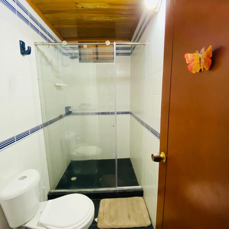 Casa Mayorga Rodadero Santa Marta Hostal - Family Room with Private Bathroom - 3