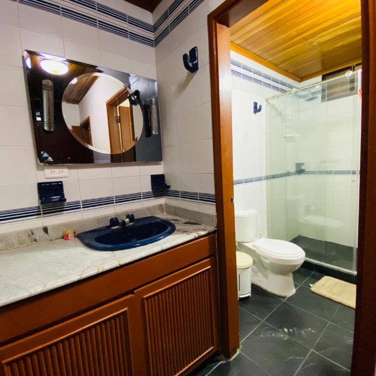 Casa Mayorga Rodadero Santa Marta Hostal - Family Room with Private Bathroom - 7