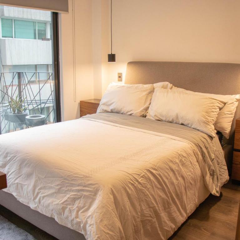 Elegant Apartment in the Heart of Napoles - Two-Bedroom Apartment - 3