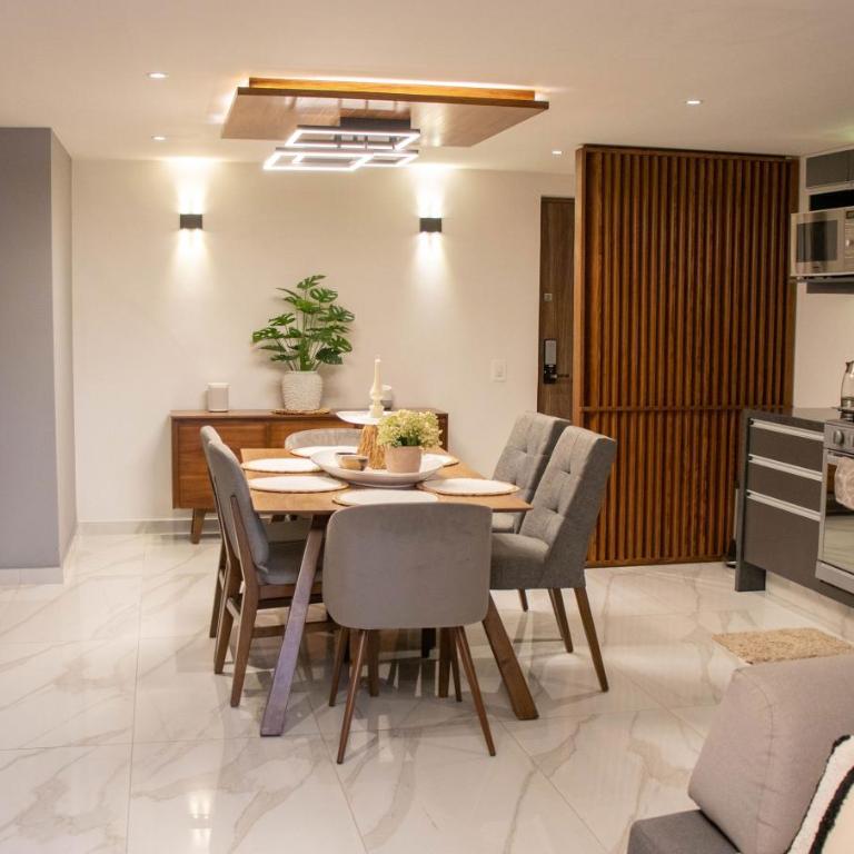 Elegant Apartment in the Heart of Napoles - Two-Bedroom Apartment - 19