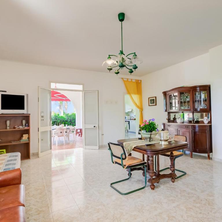 Villa Strea With Pool - Happy Rentals - Villa - 7