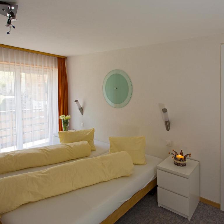 Hotel Eden - Familienzimmer (2 Erwachsene + 2 Kinder) - 8