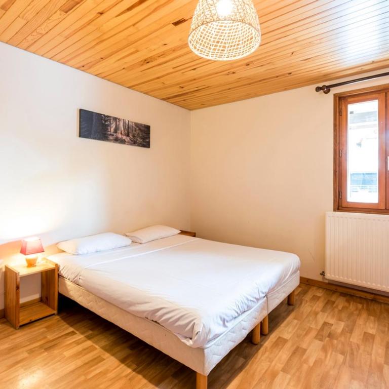 Le Charmagit - Vierbettzimmer mit eigenem Bad - 1
