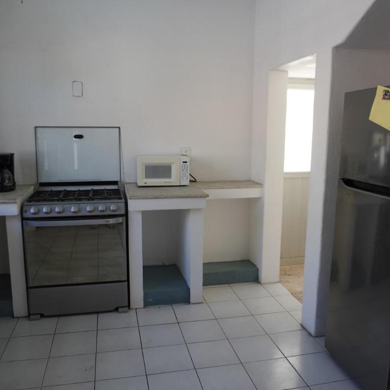 Hostal Mardan Puerto Vallarta Aeropuerto - Chambre Quadruple Économique - 32
