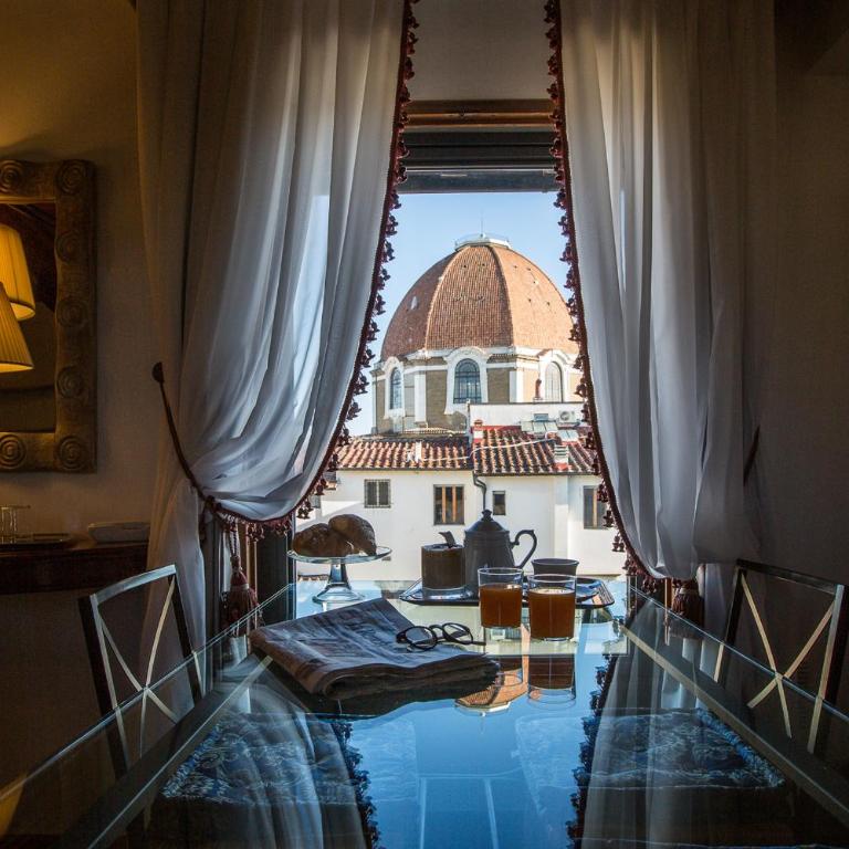 Hotel Burchianti - Suite with City View - 1