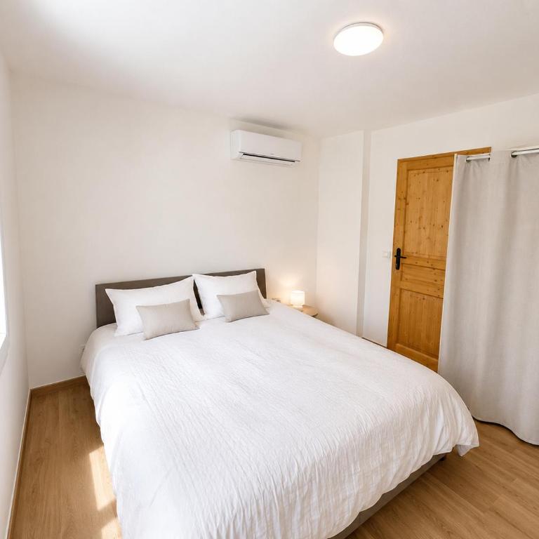 Villa Jasmin - T4, 6P, PK, Clim, Piscine, Terrasse - Villa 3 Chambres - 9