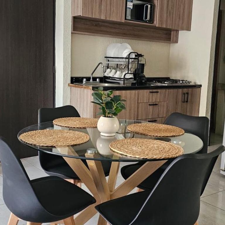 Depto En condominio Privado cerca de Tlaquepaque centro y Cerca de la Central Nueva - Two-Bedroom Apartment - 25