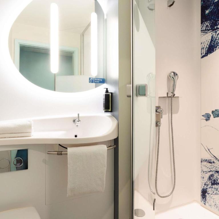 ibis budget Geneve Palexpo Aeroport - Chambre Triple - 7