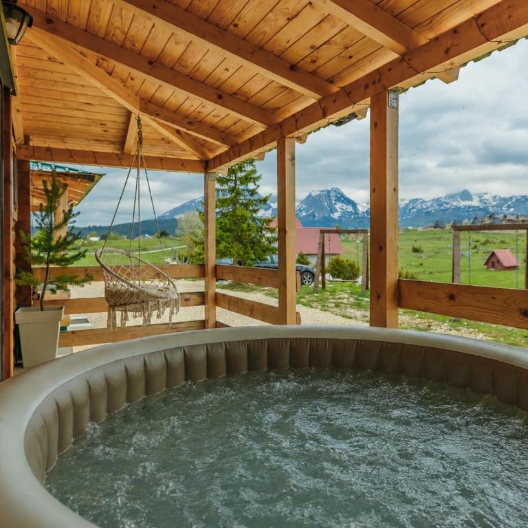 Green Top Durmitor - One-Bedroom House - 14