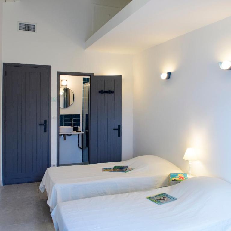 Villa La Grande Bleue - Vue mer - Plage Privée - Villa - 38