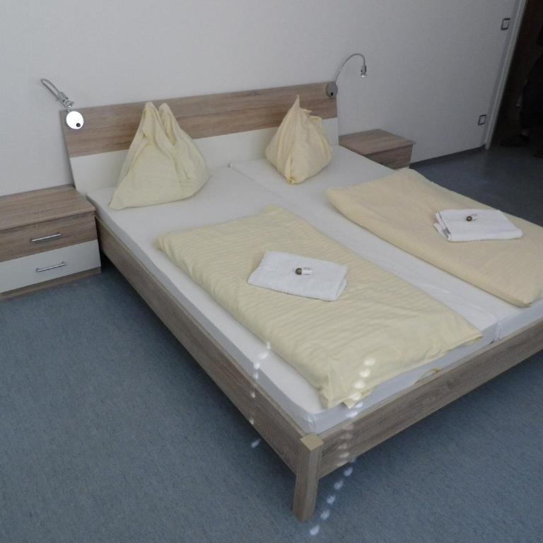 Jugend- und Familiengästehaus Klagenfurt - Doppelzimmer - 11