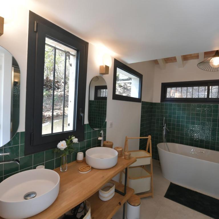 Villa La Grande Bleue - Vue mer - Plage Privée - Villa - 48