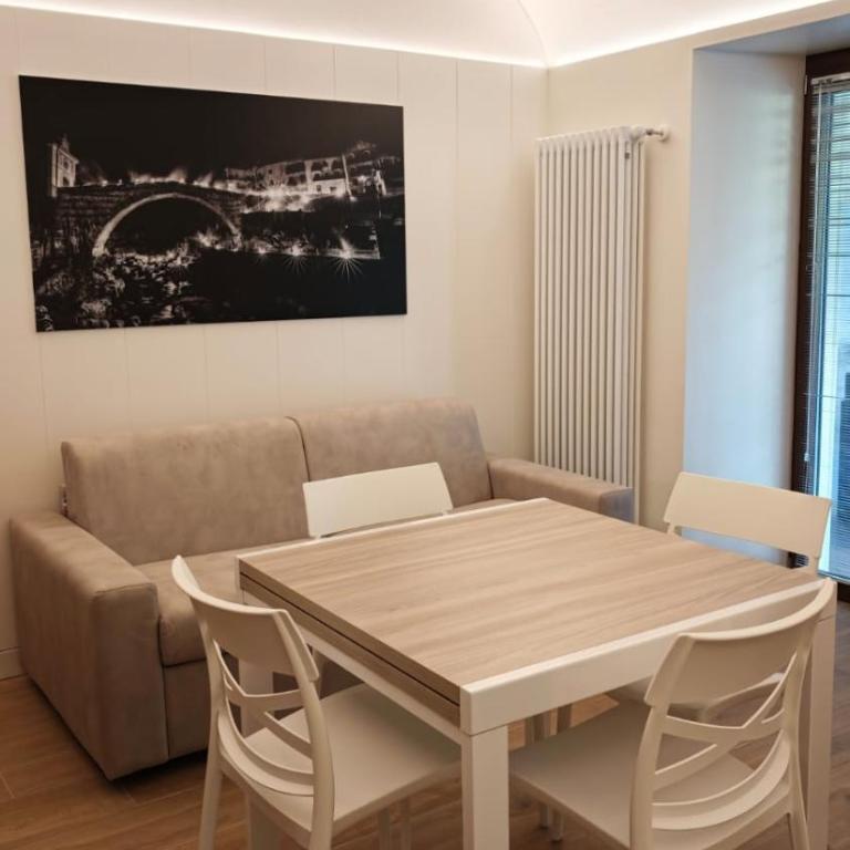 Il Portico - Appartamento Deluxe con Dehor Relax - nel centro di Pont-Saint-Martin - Appartamento con 1 Camera da Letto - 46