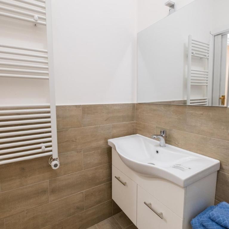 Dimora Oreto 136 -New opening- - Appartamento Superior con 2 Camere da Letto - 4