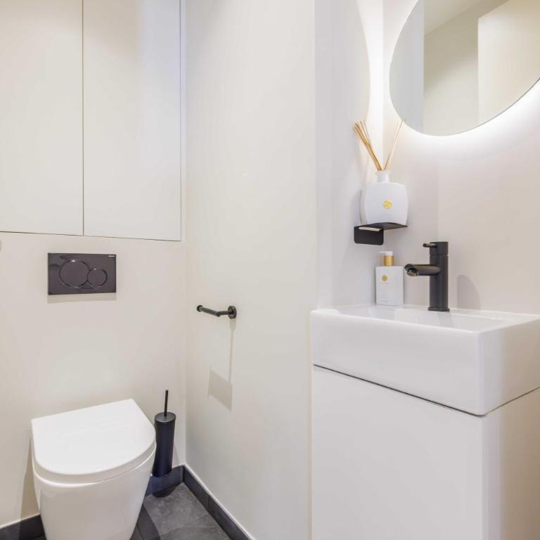 Chic apartment - 2BR 4P - Trocadero - Appartement 2 Chambres - 12