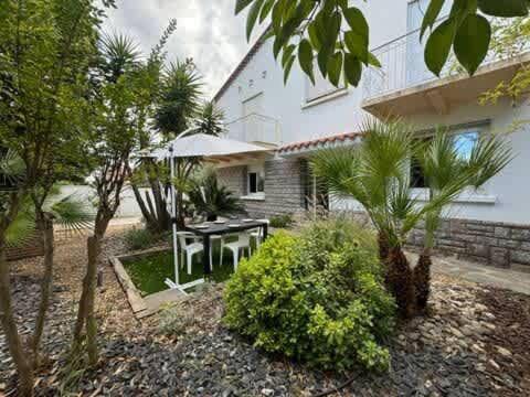 Le jardin d'Henri - Appartement 2 Chambres - Vue sur Jardin - 7