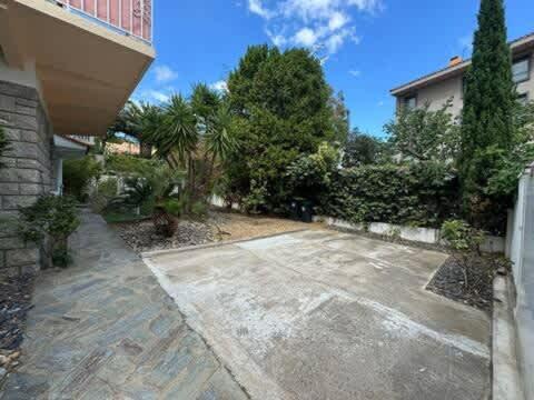 Le jardin d'Henri - Appartement 2 Chambres - Vue sur Jardin - 17