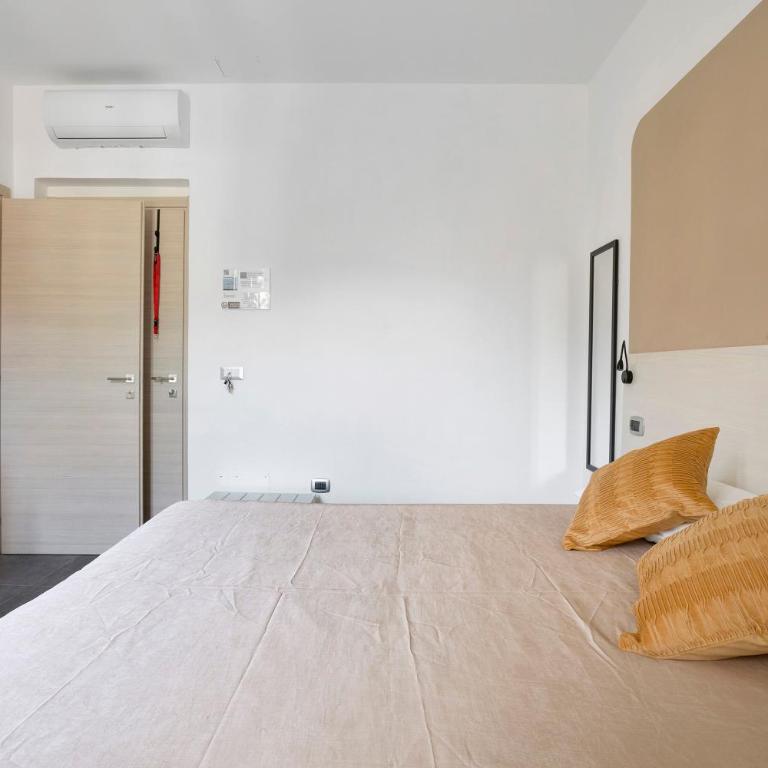 Domi Home - Appartamento Deluxe con 2 Camere da Letto e Vista Giardino - 4