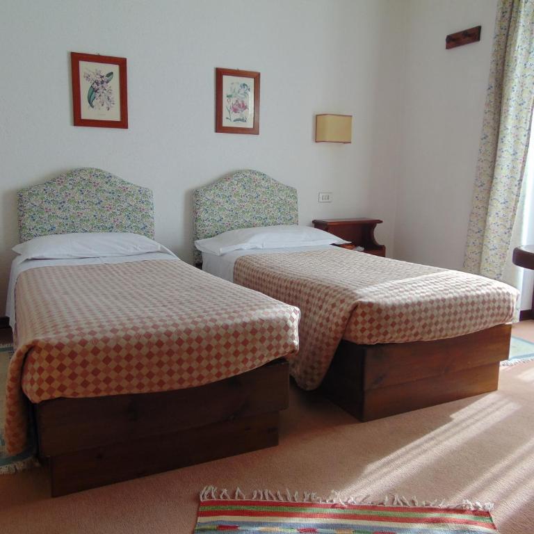 Hotel Triolet - Camera Doppia con Letti Singoli - 4