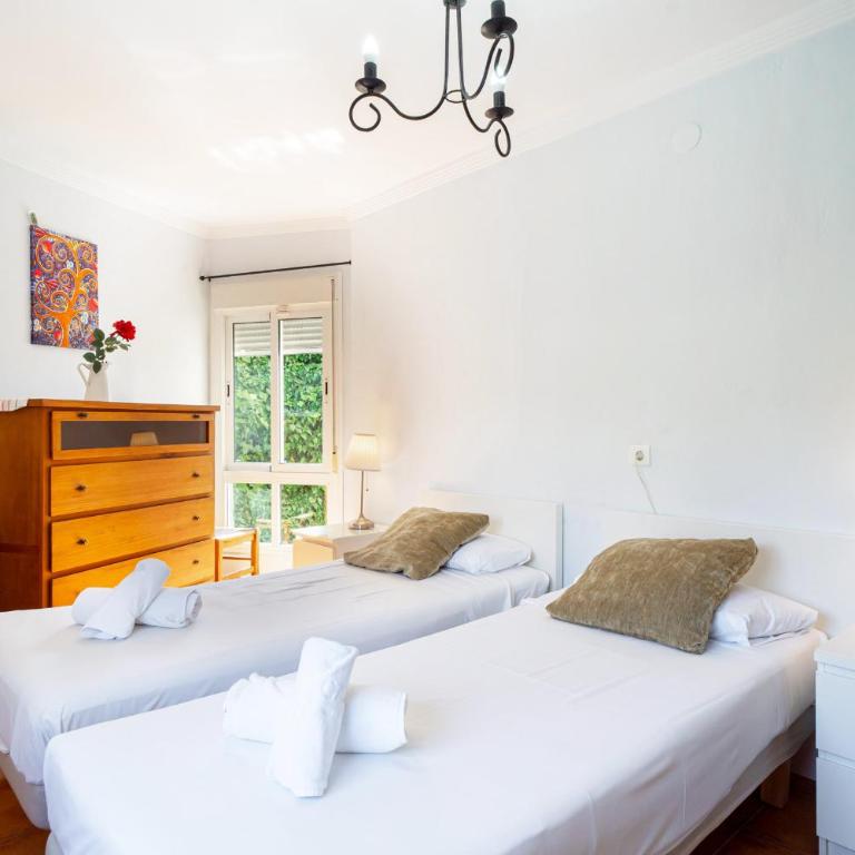Tahiti 2 7 by Casasol - Family Apartment for 4 People near Playa Burriana, Nerja - Two-Bedroom Family Apartment - 16